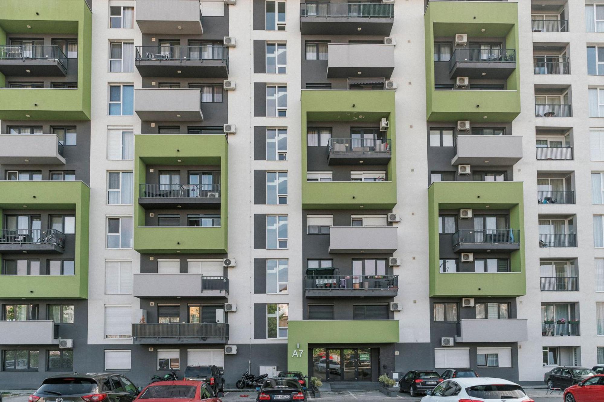 M&M Apartment Oradea Εξωτερικό φωτογραφία