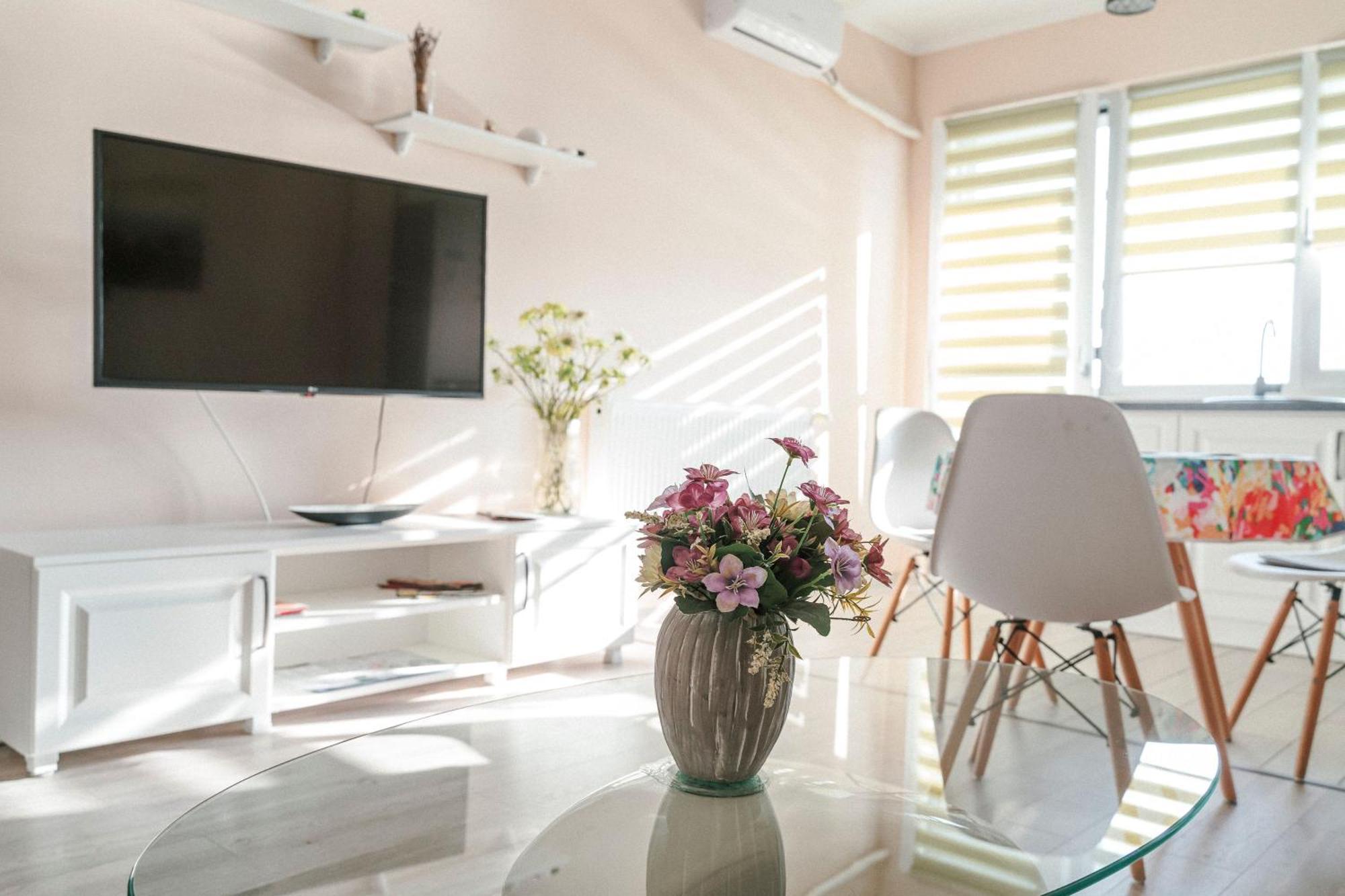 M&M Apartment Oradea Εξωτερικό φωτογραφία